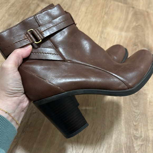 FRANCO SARTO | Women's Nino Boots in Acorn - Picture 6 of 8